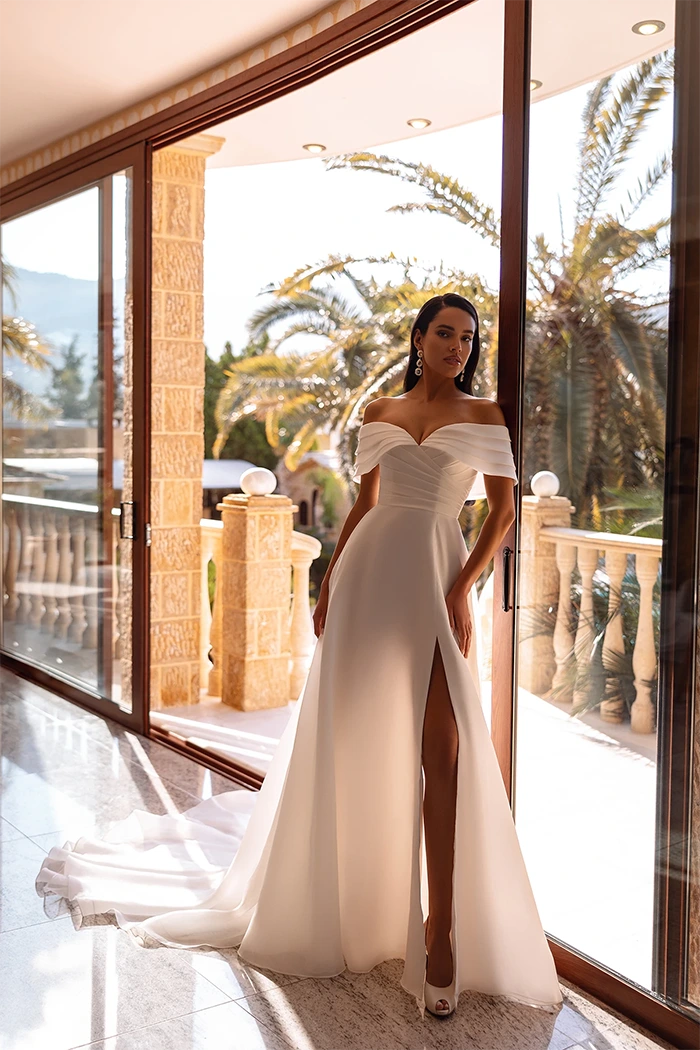 Νυφικά Φορέματα Cosmobella - Style 8249