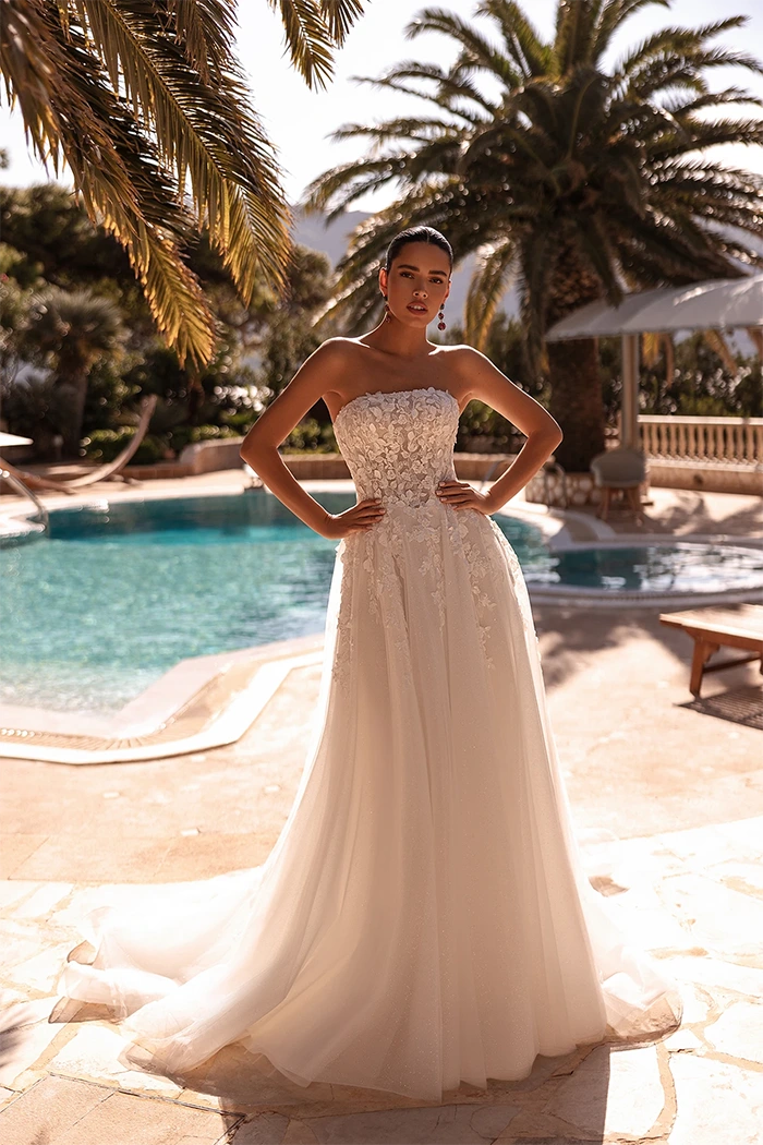 Νυφικά Φορέματα Cosmobella - Style 8276