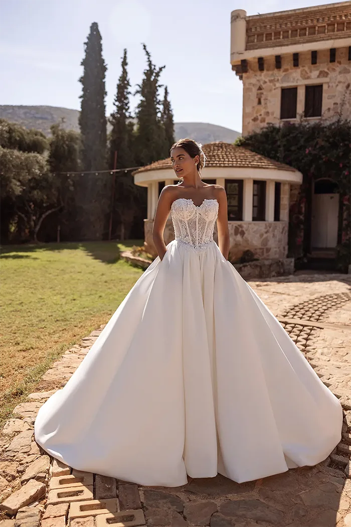 Νυφικά Φορέματα Cosmobella - Style 8305