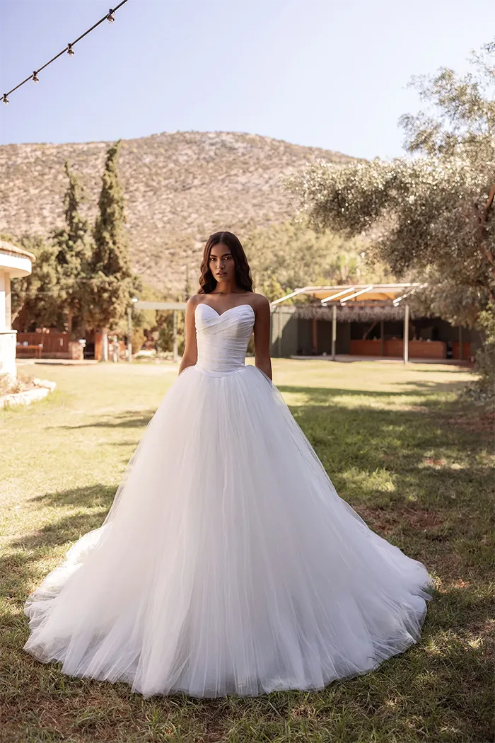 Νυφικά Φορέματα Cosmobella - Style 8310