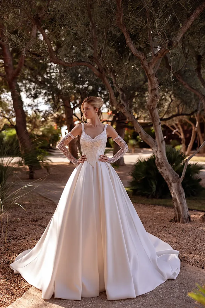 Νυφικά Φορέματα Demetrios - Style 1570