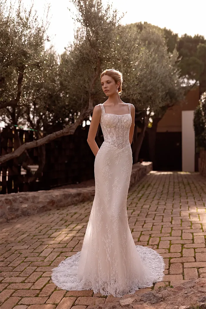 Νυφικά Φορέματα Demetrios - Style 200183