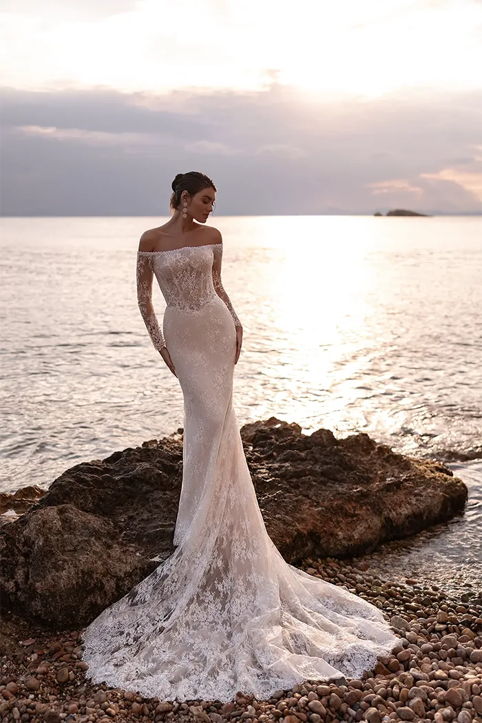 Νυφικά Φορέματα Demetrios - Style 200196