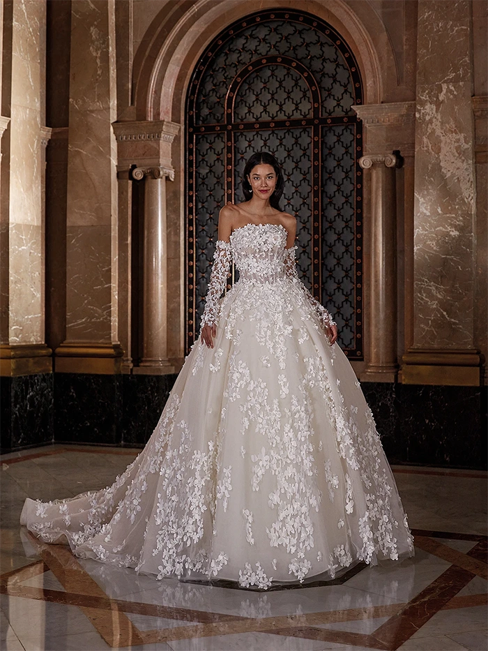Νυφικά Φορέματα Demetrios Platinum - Style DP550 – AVELINE