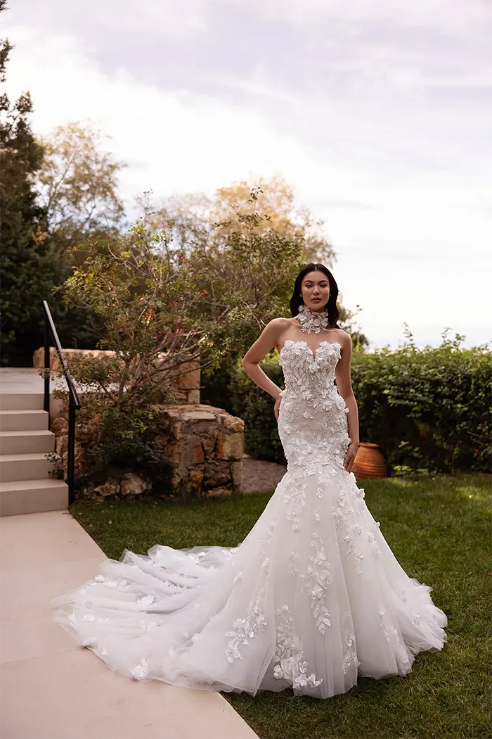 Νυφικά Φορέματα Demetrios Platinum - Style DP557 – VIOLINA