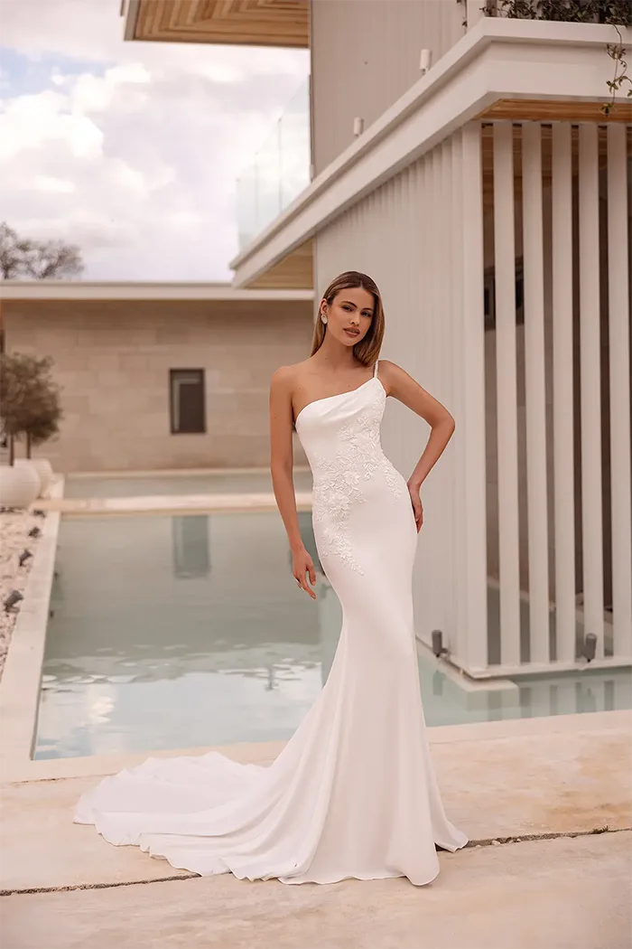 destination romance collection image