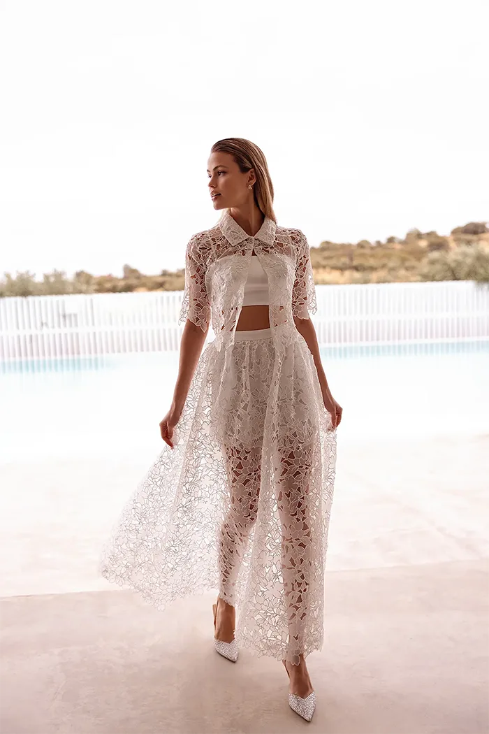 destination romance collection image